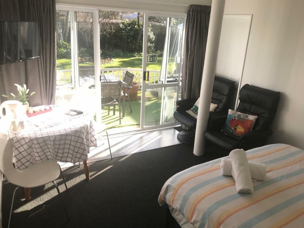 Chambre Lit Queen-Size avec Balcon